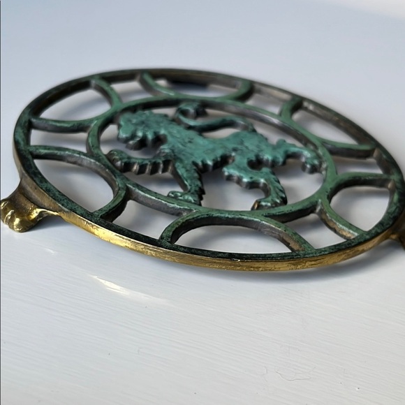 Green Lion Art Dining Wall Decor - Picture 5 of 9